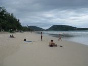 Пляж Патонг в несезон