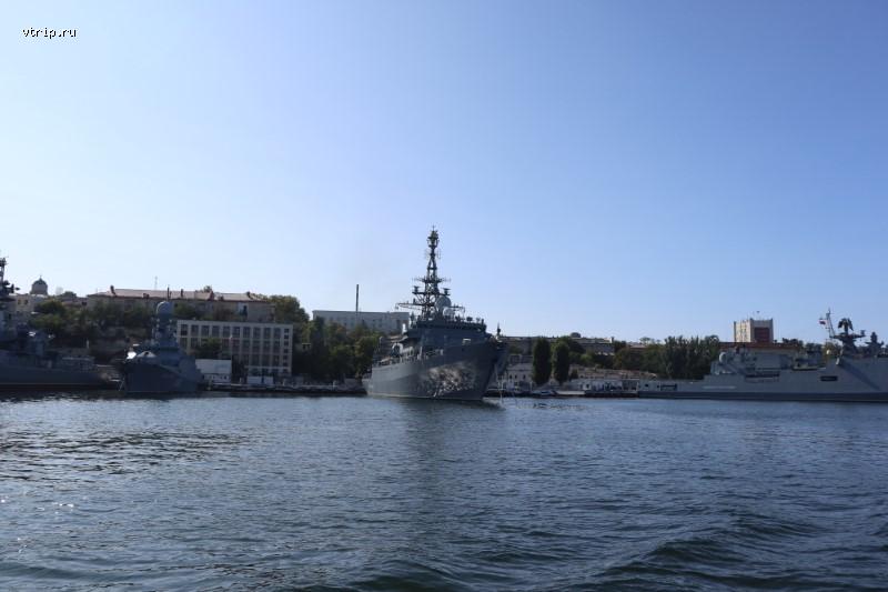 Корабли в Севастопольской бухте