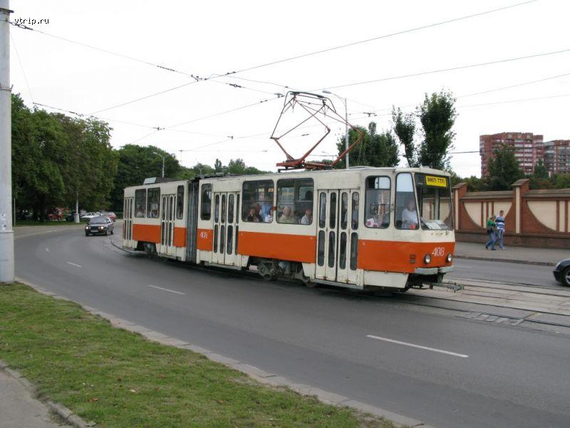 Трамвай Татра КТ-4