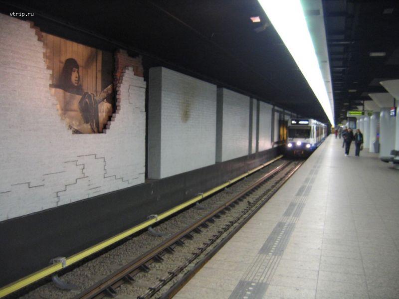 Станция амстердамского метро