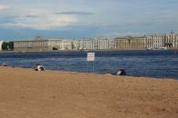 Пляж у Петропавловской крепости