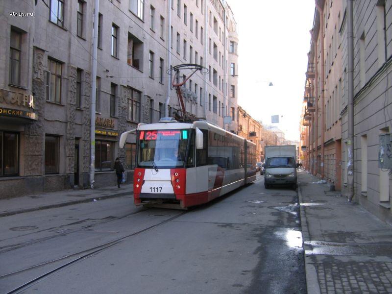 Трамвай ЛВС-2005