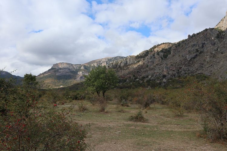 Долина Демерджи в окрестностях Лучистого