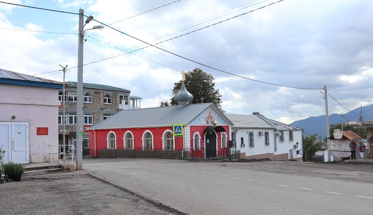Никольская церковь в Лучистом