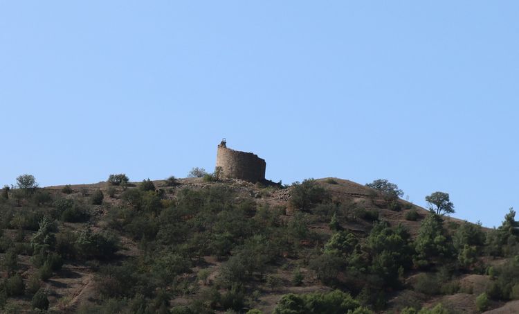 Башня Чобан-Куле возле Морского в Крыму