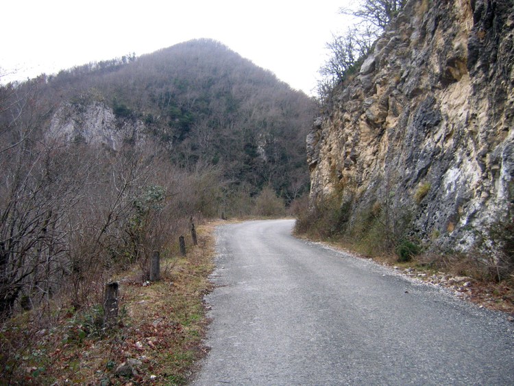 Военно-Сухумская дорога в Абхазии