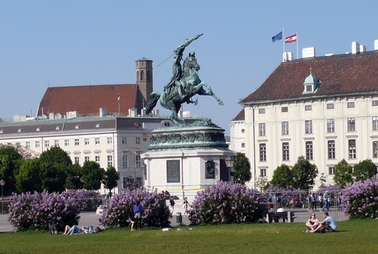 Памятник эрцгерцогу Карлу Австрийскому в Вене