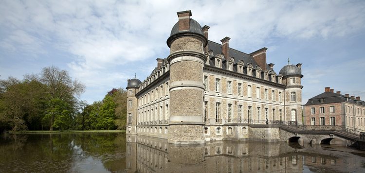 Замок Белёй в Бельгии