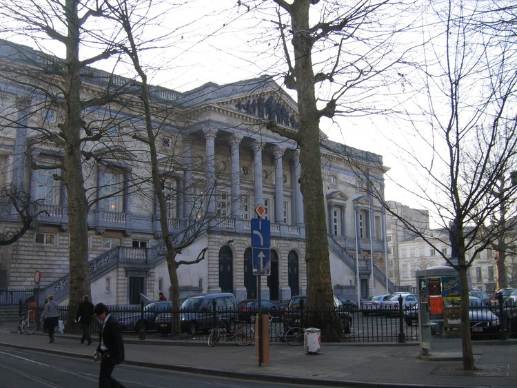 Здание суда в Генте