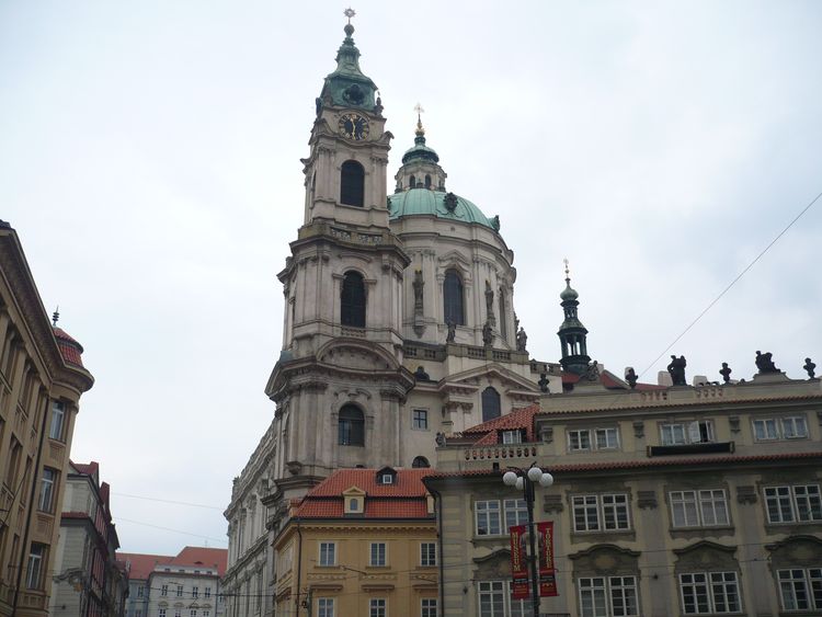 Базилика Святого Микулаша в Праге