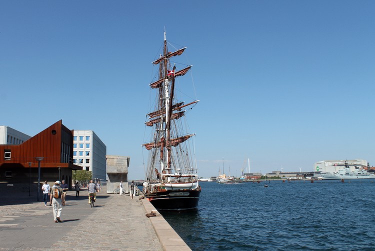 Порт Копенгагена в Эрессунском проливе