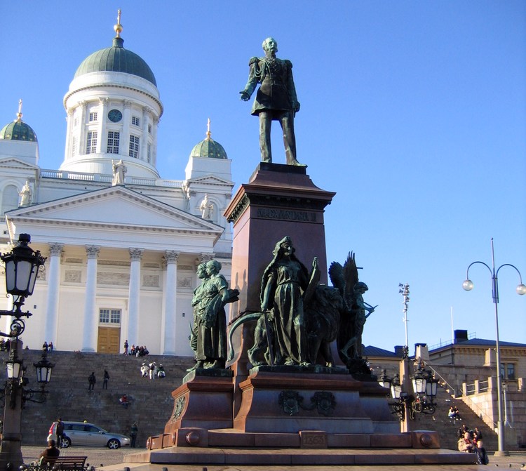 Памятник Александру-II в Хельсинки