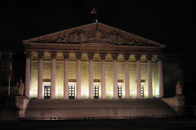 Бурбонский дворец - здание национального собрания Франции