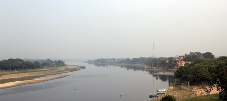 Река Джамна в Агре