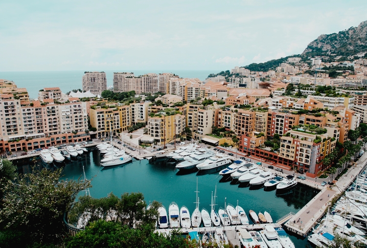 Порт в Монако