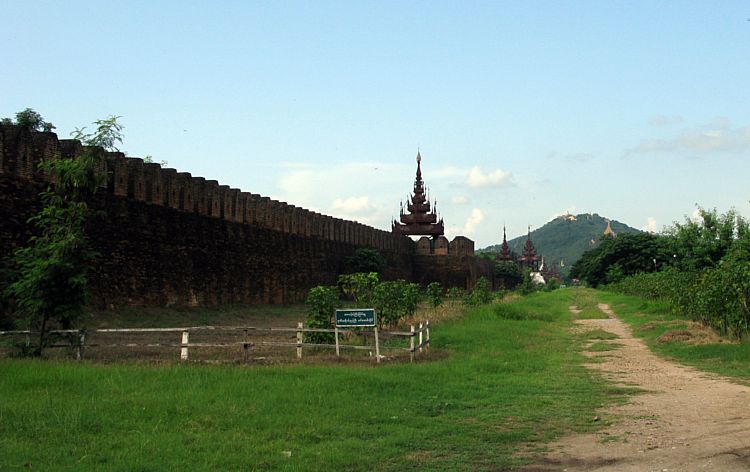 Королевский дворец в Мандалае