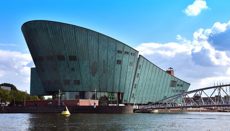 Музей Немо в Амстердаме