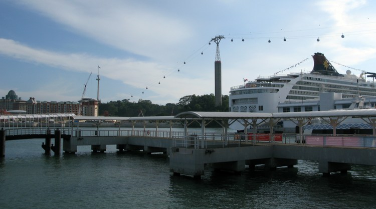 Пассажирский порт в Сингапуре