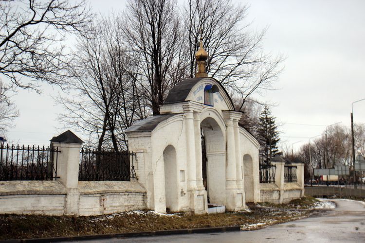 Ворота Казанского храма