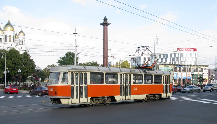 Трамвай Татра Т4 в центре Калининграда