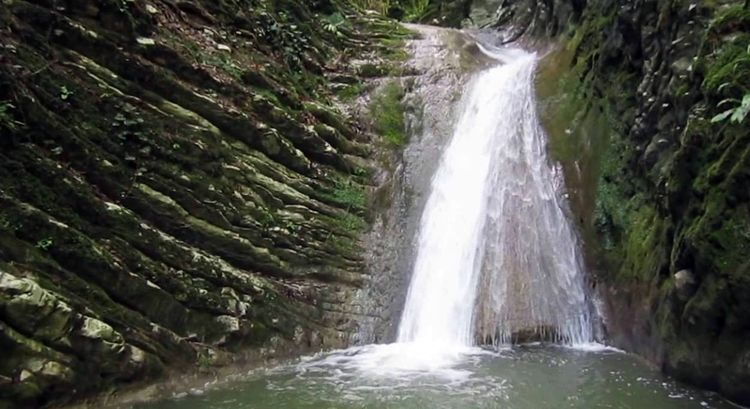 Водопад «Чудо-Красотка» в Лазаревском
