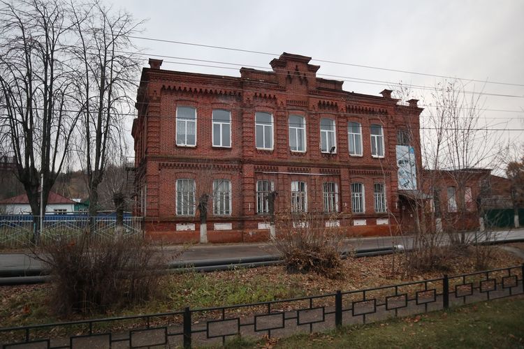 Здание бывшей Мужской гимназии