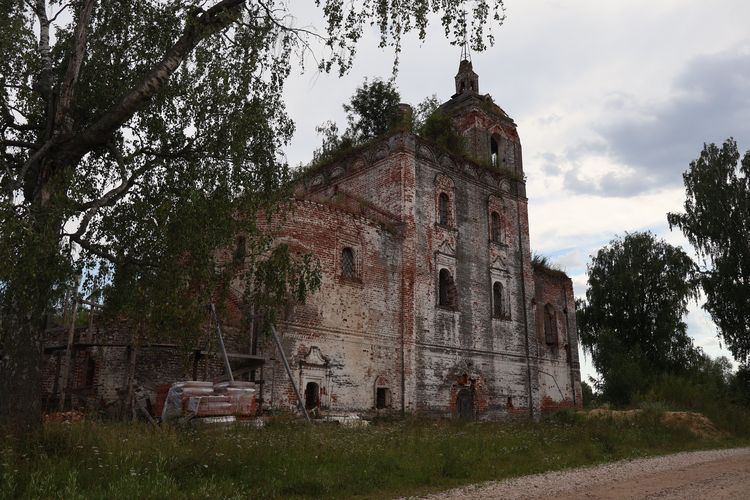 Ильинская церковь в Кожине