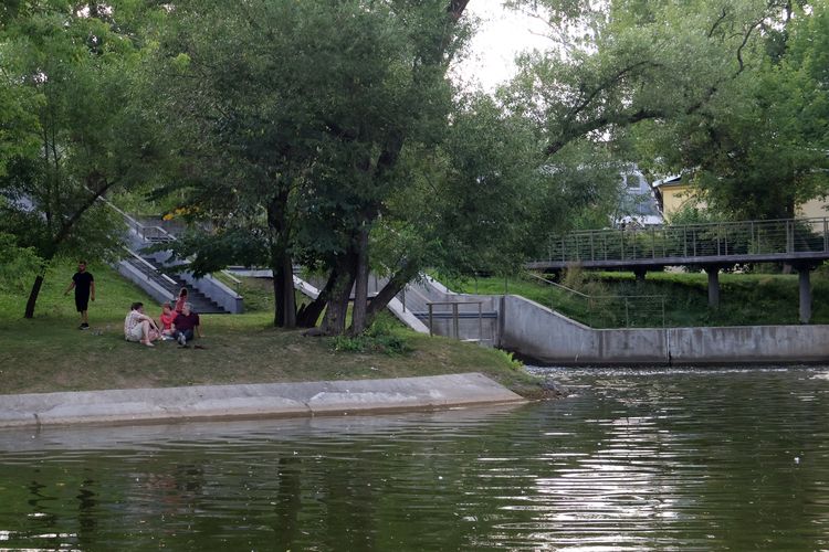 Водосброс Каменки на ВДНХ