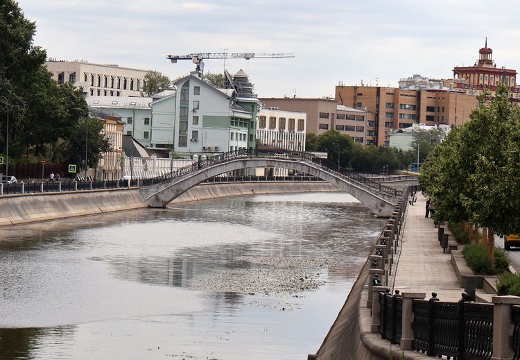 Садовнический мост в Москве