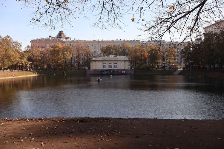 Патриаршие пруды в Москве