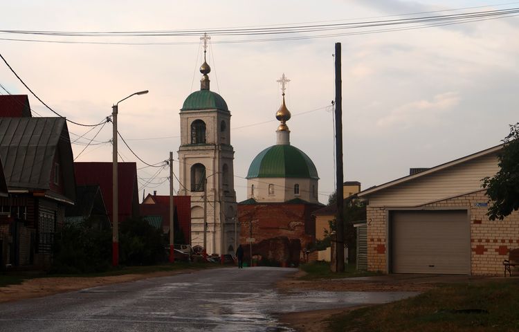 Троицкая церковь в Карачарове