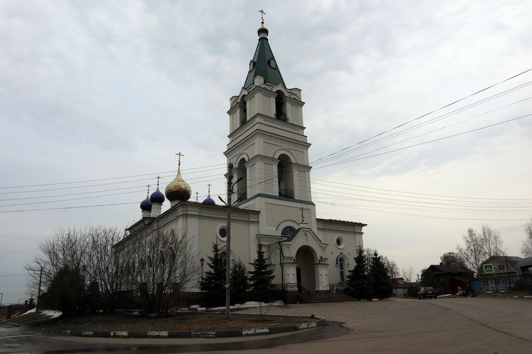 Михаило-Архангельская церковь в Большом Козино