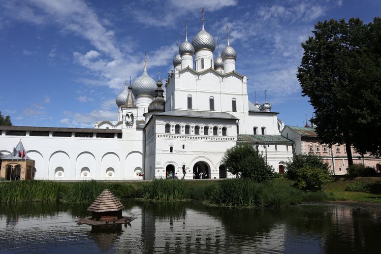 Воскресенская церковь в Ростовском кремле