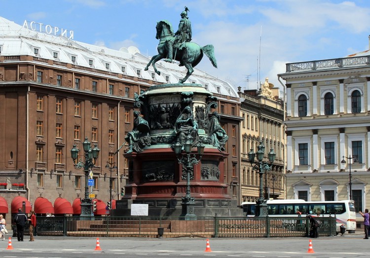 Памятник Николаю Первому в Санкт-Петербурге