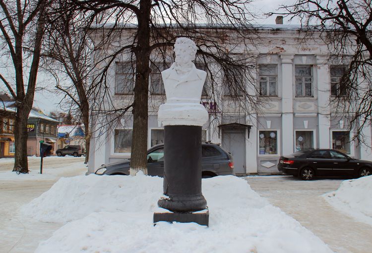 Памятник Пушкину в Вязниках