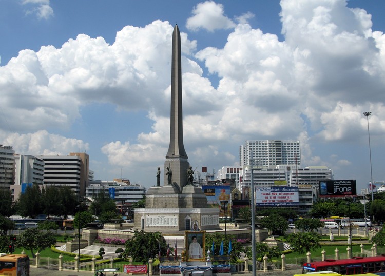 Монумент Победы в Бангкоке