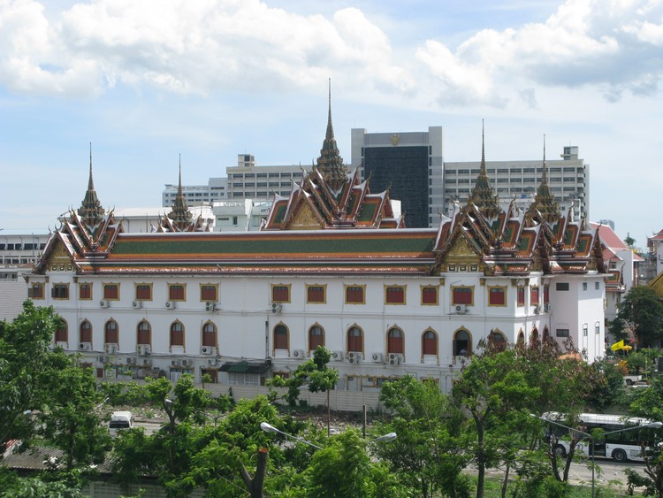 Храмовый комплекс Wat Yannawa в Бангкоке