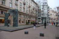 Памятник Булату Окуджаве