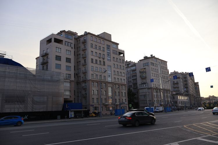 Дом на набережной в Москве