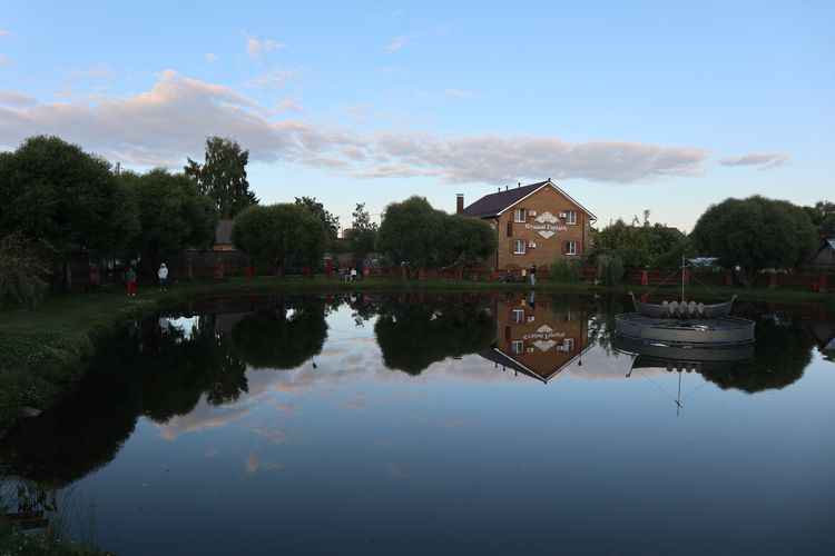 Небольшое озеро в центре Городца